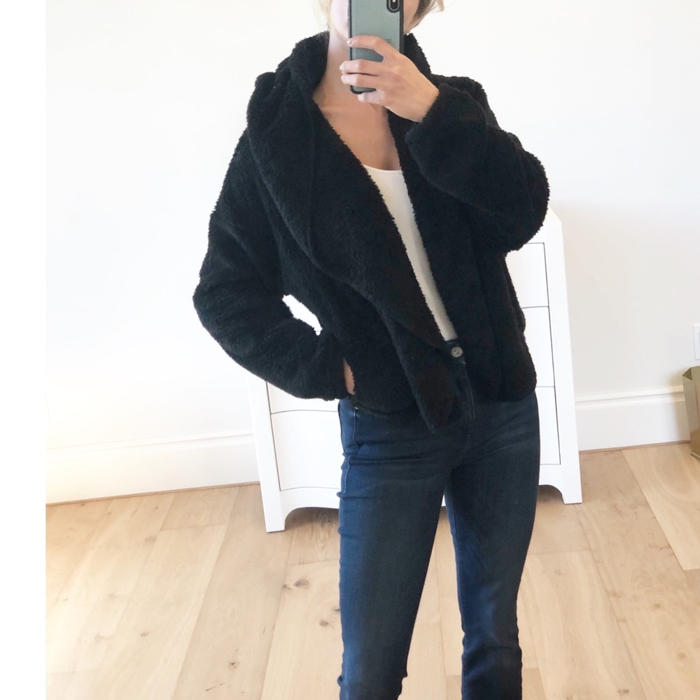 LAST 1! Black Faux Fur Hoodie Cardigan - Picture 4 of 8